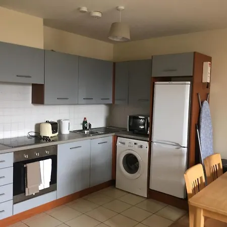 Appartement 2bed With Parking, 2 Minute Walk From City Galway